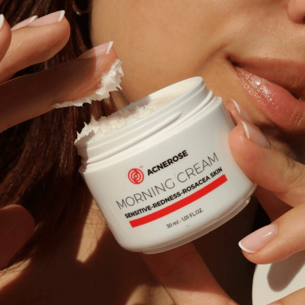 Konsystencja kremu na rano Acnerose Morning Konsystencja kremu na rano Acnerose Morning